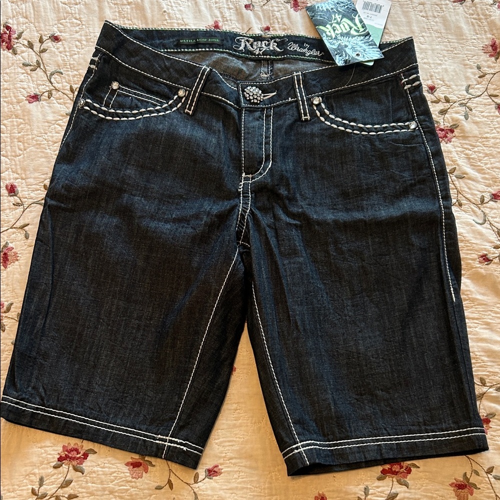 Rock 47 by Wrangler Women's Dark Blue Denim Jean SHORTS Bermuda Length Size 7/8